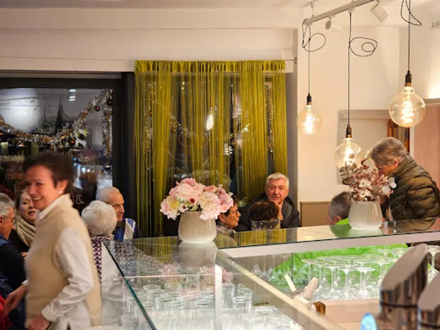 Pizzeria und Cafe im Markt