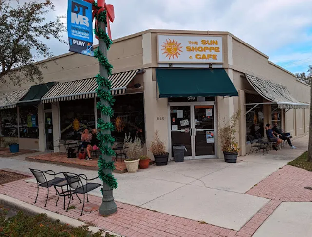 The Sun Shoppe & Cafe