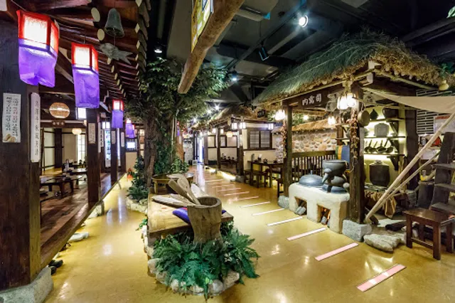 Gwanghwamun Hanok House