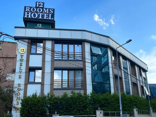 12 Twelve Rooms Boutique Hotel