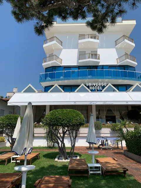Hotel Universo