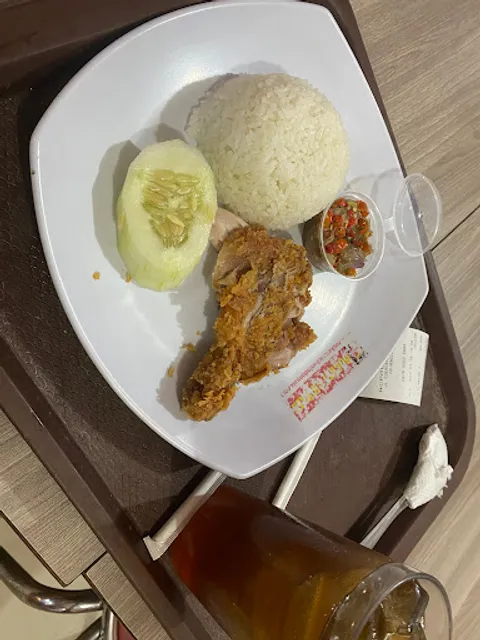 Rocket Chicken Probolinggo 1