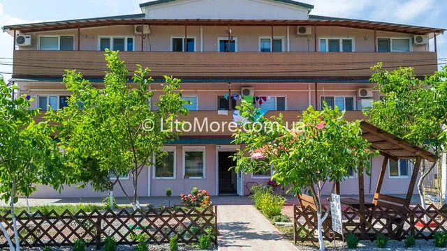 Котедж "Com.Fort"