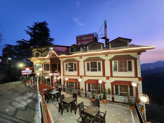 Hotel Rajdoot Regency