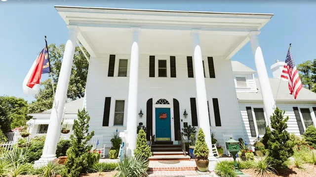 Arrowhead Inn Bed and Breakfast