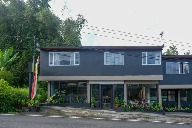 Urbanview Hotel Umbrella Dieng by RedDoorz