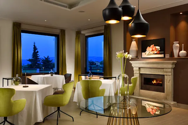 ELEMENTI FINE DINING