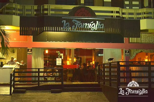 Pizzaria La Famiglia