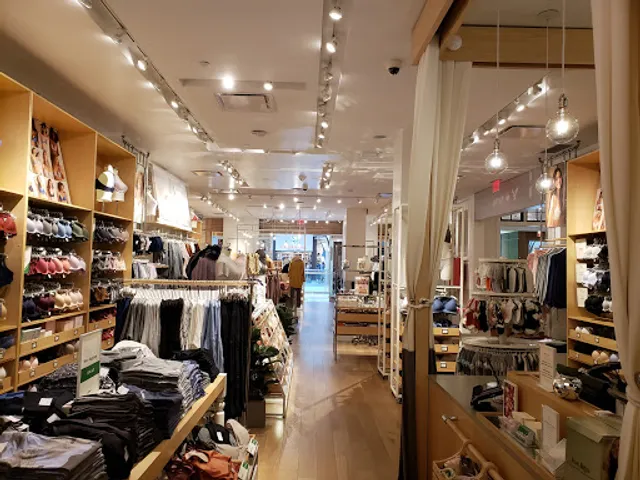 American Eagle , Aerie , OFFLINE Store