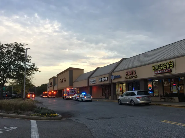 Constant Friendship Shopping Center