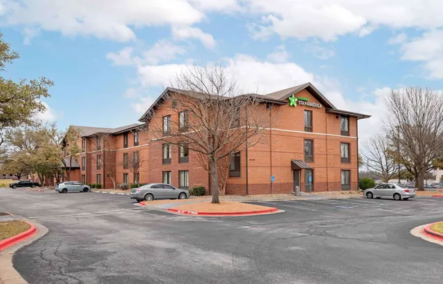 Extended Stay America Select Suites - Austin - Metro