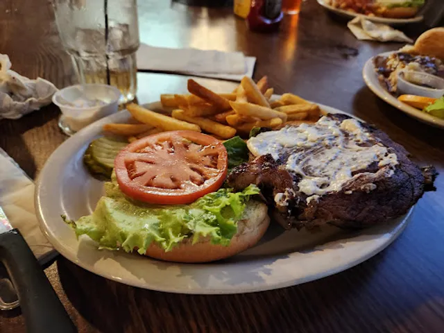 Grumpy's Bar and Grille