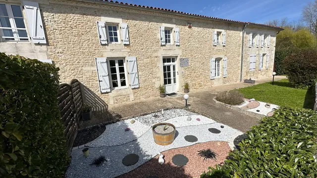 LA CAZ EN SOL CHARENTAIS/Gîtes et chambres d'hôtes Saintes Royan Charente Maritime