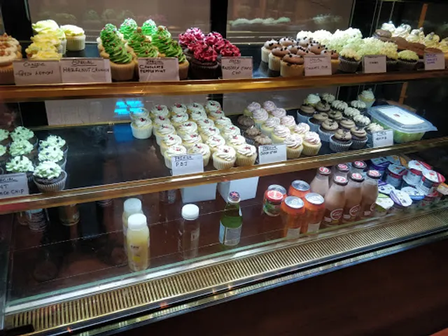 Old Madras Baking Company (Adayar)