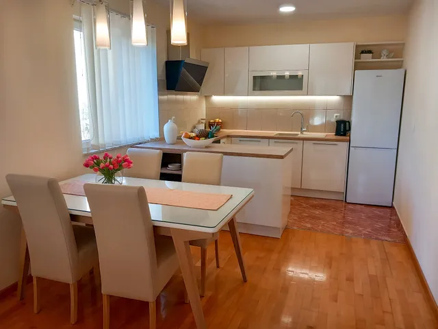 apartments Pavoković