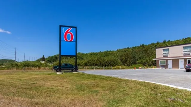 Motel 6 Sudbury, ON