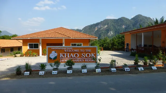 Khao Sok Jasmine Garden Resort