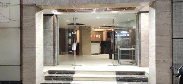 INDIAN CHILLY SQUARE