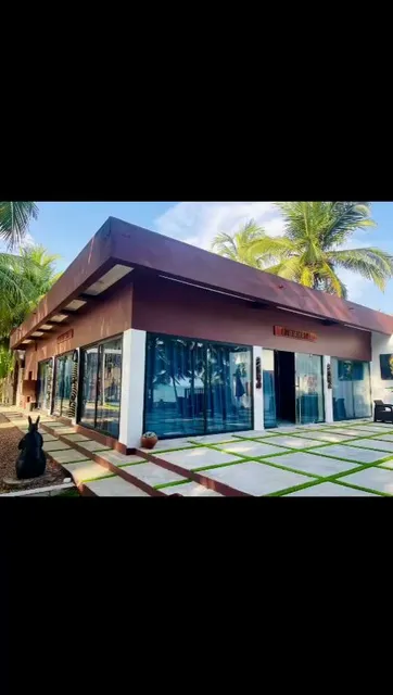 THE BIG BLUE RESORT & SPA