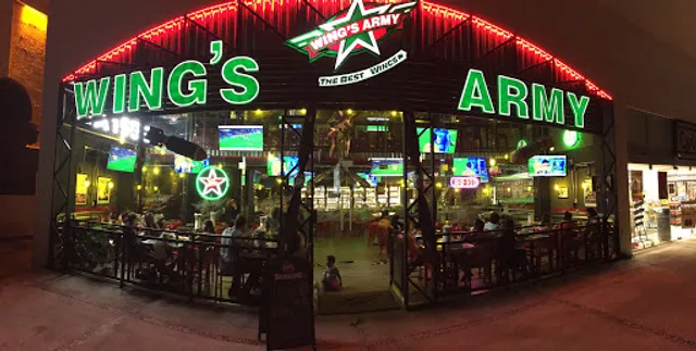 Wings Army Cancún Zona Hotelera