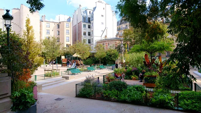 Terrain de Jeux d'Enfants du Square Capitan