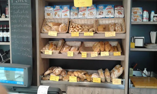 Panetteria Pasticceria All'Angolo di Paola Nolè