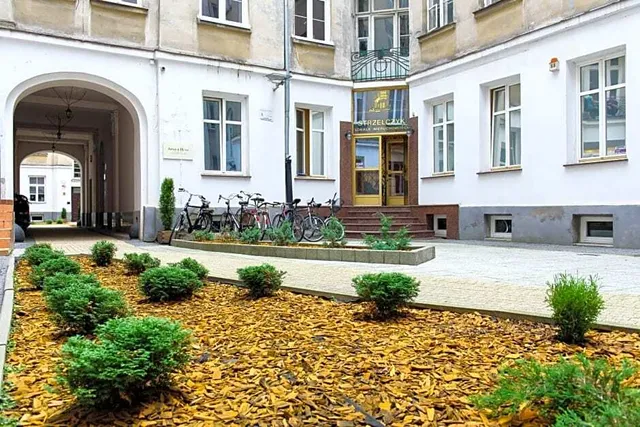 Constitution Square Rooms