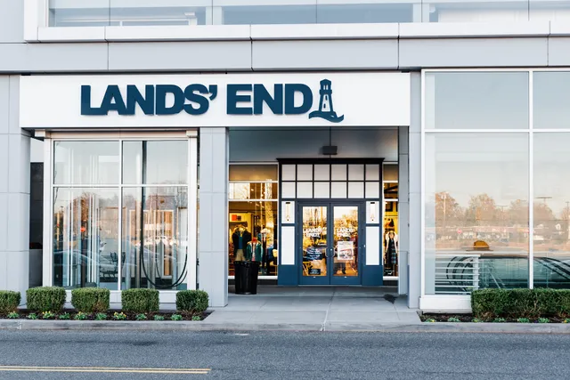 Lands' End