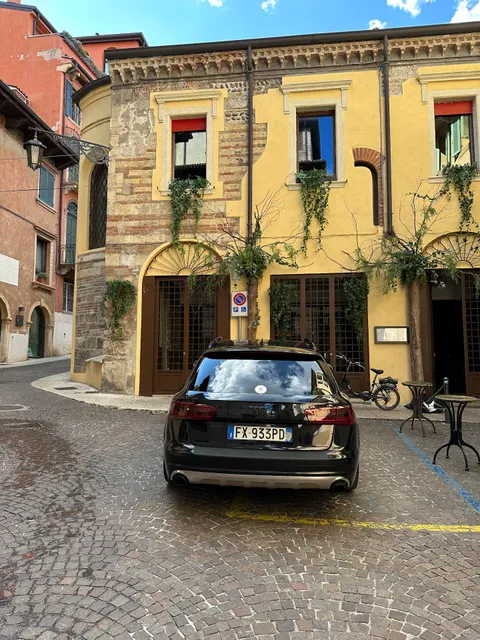 Truly Verona Delle Erbe Suites
