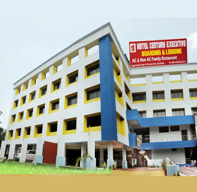 OYO Flagship 76544 Century Executive