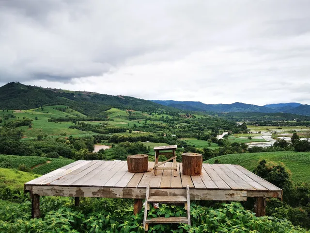 มนต์เมืองแจ่ม