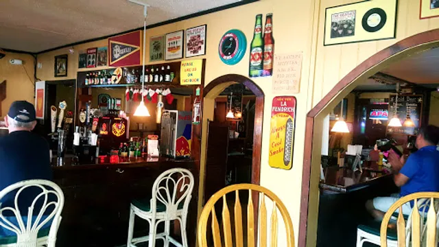 Papa Joe's Hideaway