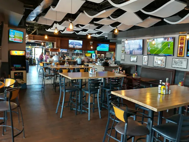 Game On Avon Lake Bar & Grill