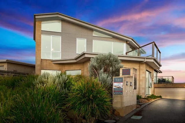 Tides Port Fairy - Luxury Accommodation
