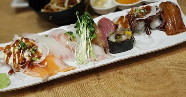 Bakyongseok Sushi Shop 1