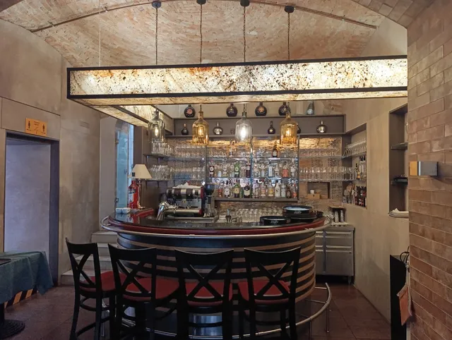 Cherry Étterem & Kávézó