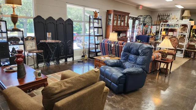 St. Paul's Thrift Shop