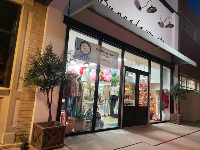 Bungalow 123 Boutique