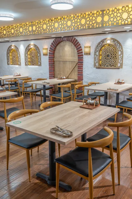 Sorry Mommy Restaurant (Halal)