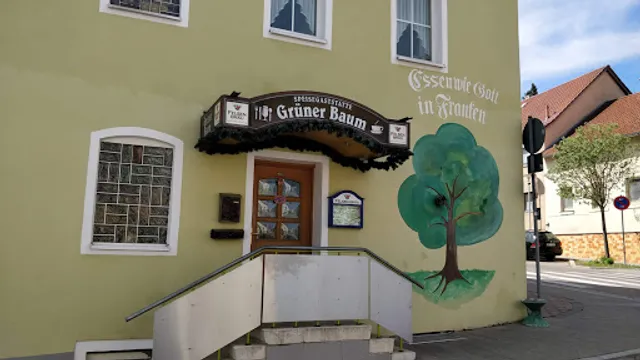Grüner Baum