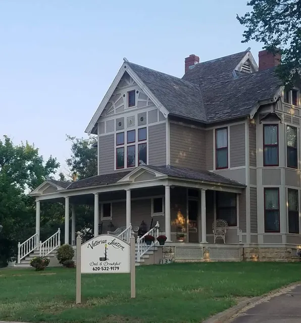 Victorian Lantern Bed & Breakfast