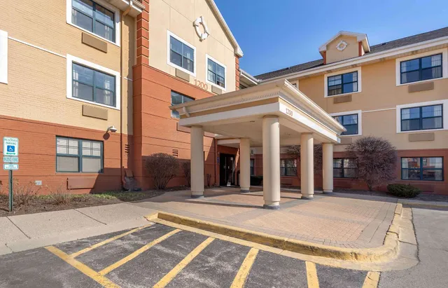 Extended Stay America Suites- Chicago - Woodfield Mall