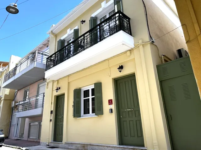 MANDO PATRASSO - Clasical BnB apartment in the center of Patras