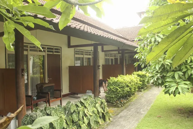 RedDoorz Plus @ Pejanggik Mataram