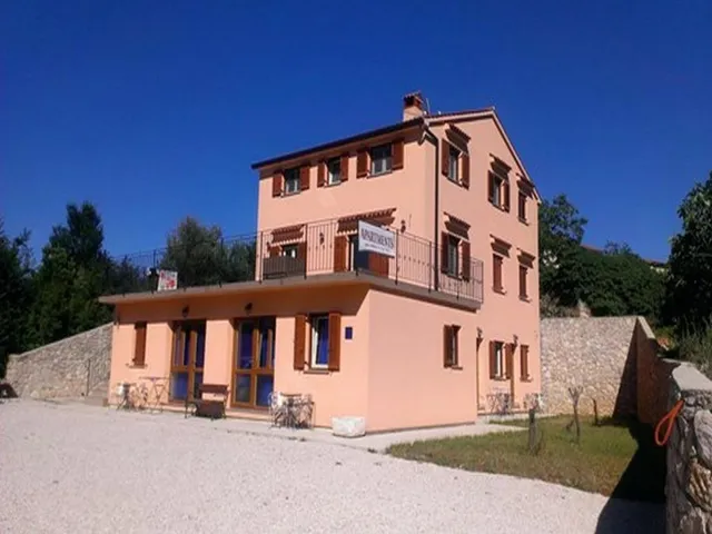 Apartments Barbara, Brsec