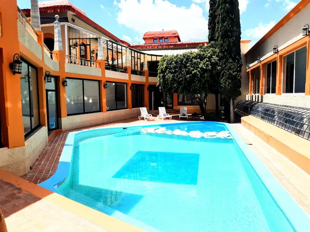 HOTEL PASEO DE LA PRESA