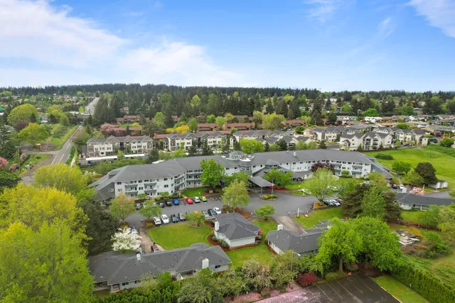 Parkrose Chateau Gracious Retirement Living