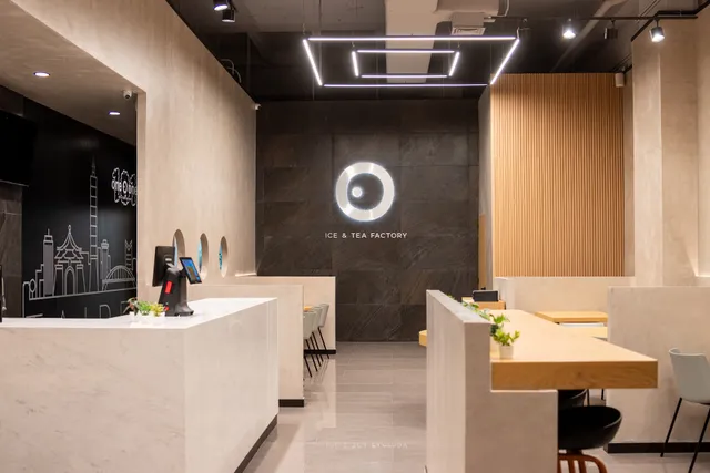 one O one Ice & Tea Factory