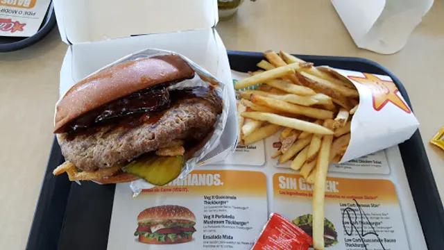 Carl's Jr. Sendero Lincoln