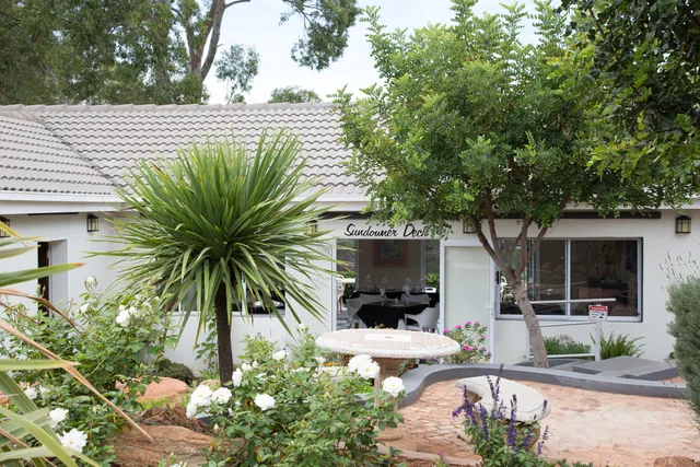 Bri-Shel Manor B & B and Guesthouse